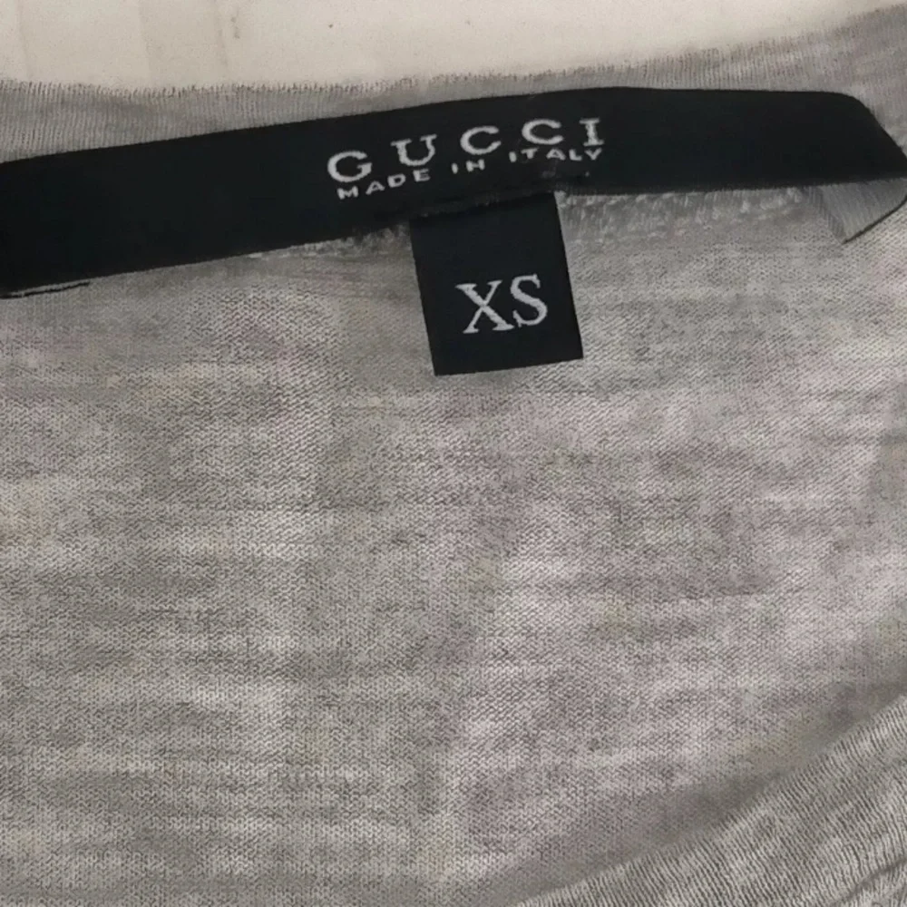 Gucci Gray & Pink Logo Top - Size XS - Picture 7 of 9